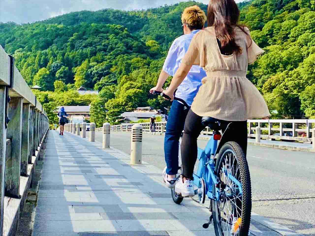 秋の嵐山発！世界遺産・鈴虫寺などパワースポットをタンデム自転車で巡る旅