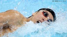 競泳・男子800mリレーで日本は0.2秒差でギリギリ決勝進出 ！ 最年少17歳・村佐達也が第1泳者務める【パリ五輪】