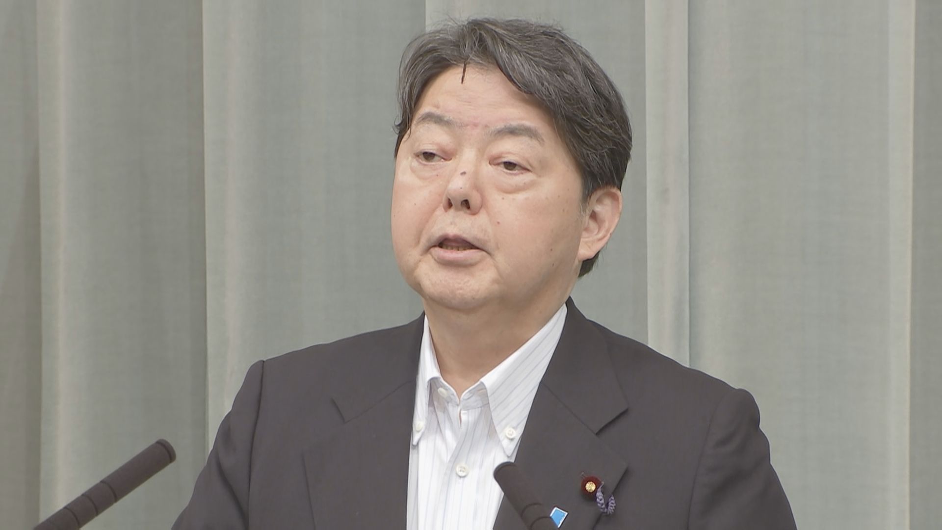 【速報】ベラルーシで50代の日本人男性拘束　健康状態に特段の問題なし　林官房長官が明らかに