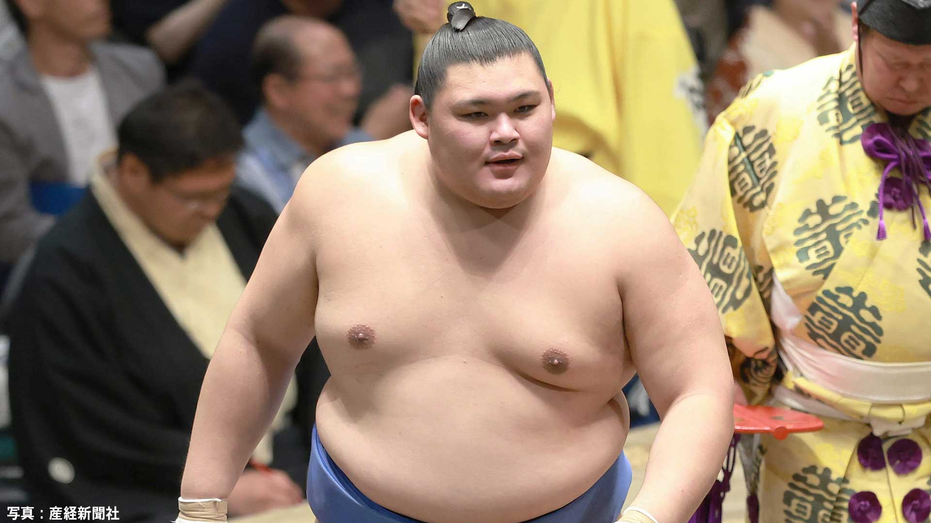 大の里が2度目V “天敵”豊昇龍を圧倒し自己最高13勝、史上最速大関誕生へ 直近3場所34勝に到達【大相撲秋場所】