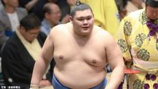 大の里が2度目V “天敵”豊昇龍を圧倒し自己最高13勝、史上最速大関誕生へ 直近3場所34勝に到達【大相撲秋場所】