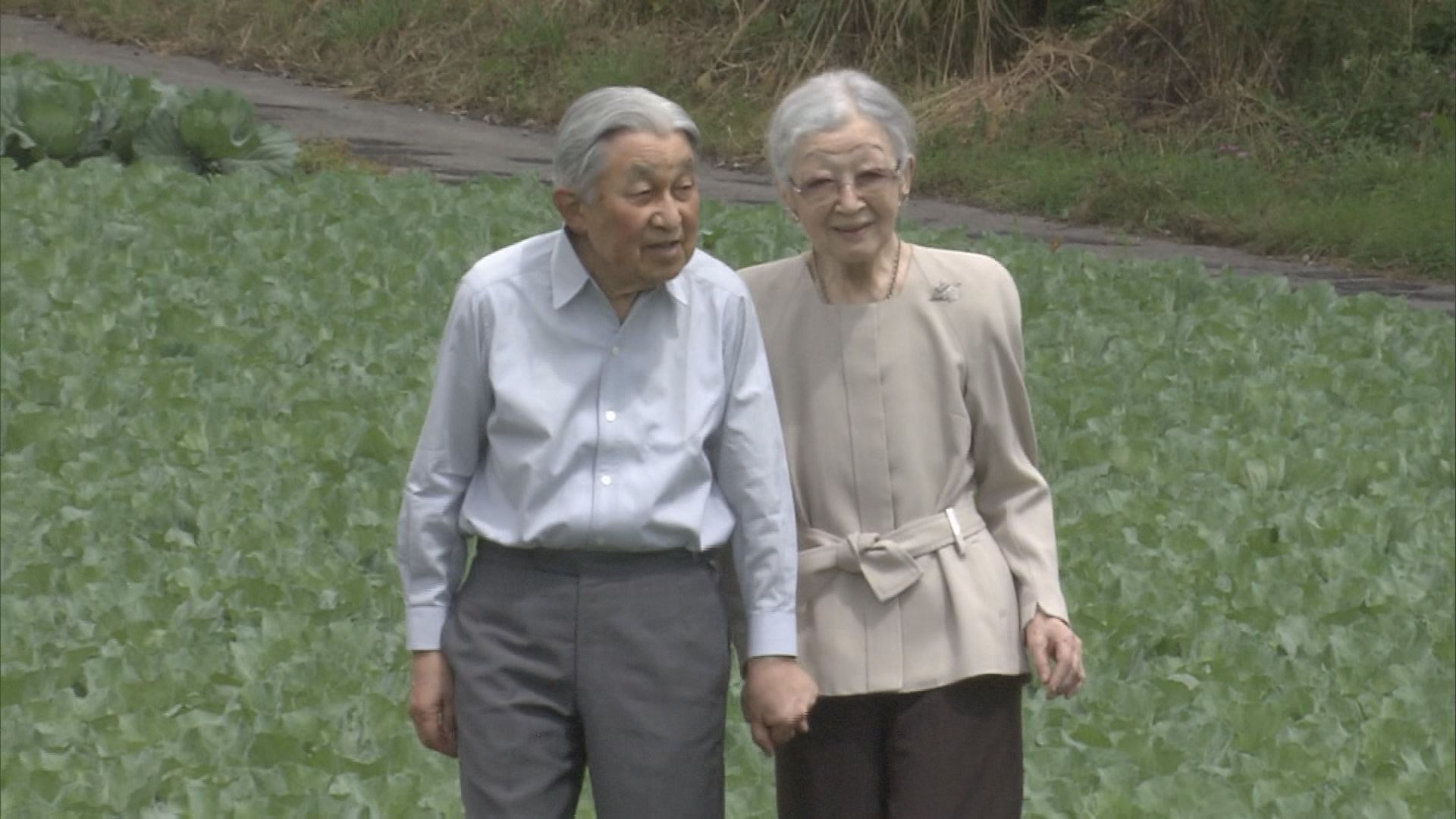 【速報】上皇后さま　右大腿骨骨折の手術が終了