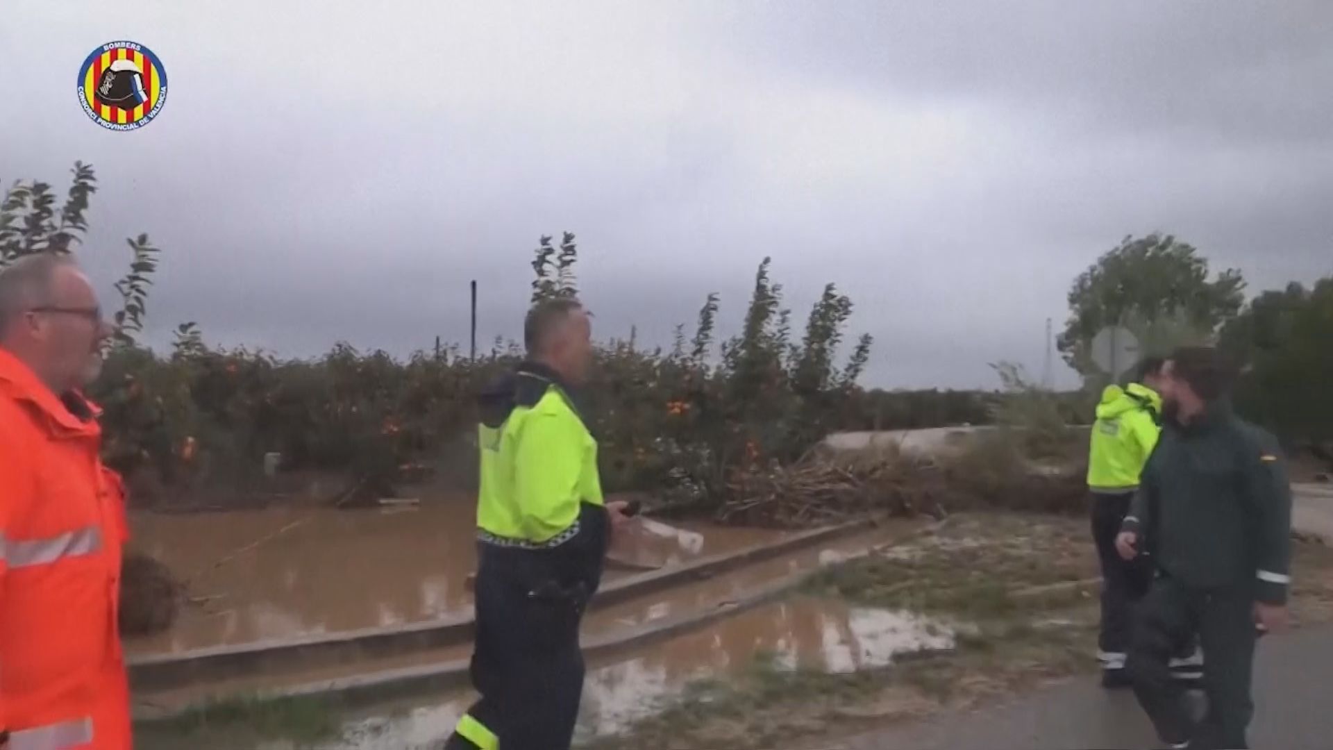 スペイン各地で洪水少なくとも63人死亡