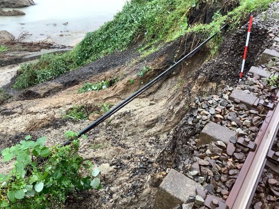 【大雨の影響】ＪＲ羽越本線の村上駅～間島駅の間で線路の道床が流出　「復旧には相当時間がかかる見込み」２３日の在来線の一部では運休や遅れなど発生《新潟》