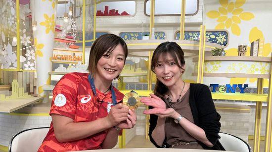 パリ五輪・柔道 金メダリスト・角田夏実選手　いとこでフリーアナウンサーの角田智美さんと新潟で共演　「食べっぷりも金メダル」新潟グルメの食リポにも挑戦！　≪新潟≫　　