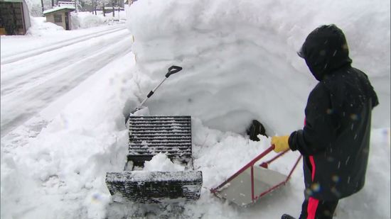 【警戒】6日にかけて平地も含めて警報級大雪に　5日夕方までの24時間降雪予想量は最大で平地50センチ、山沿い100センチ　強風にも注意　大雪は8日頃までか｟新潟》