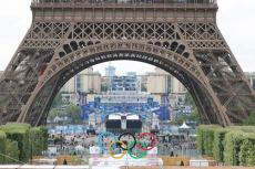 パリ五輪の治安に開幕前から広がる不安　客乱入、泥棒、車上荒らし…選手の被害続出「警備どうなってる」