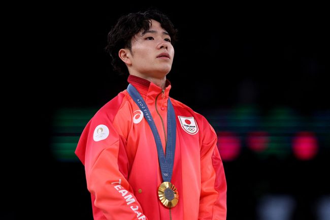 「この若い日本人は礼儀正しく、ケチつけようがない」　体操金メダル岡慎之助に中国人もこぞって感服