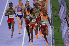 陸上女子5000mで銀→接触で失格→やっぱり銀の珍事　ケニア連盟が抗議成功「おめでとう」