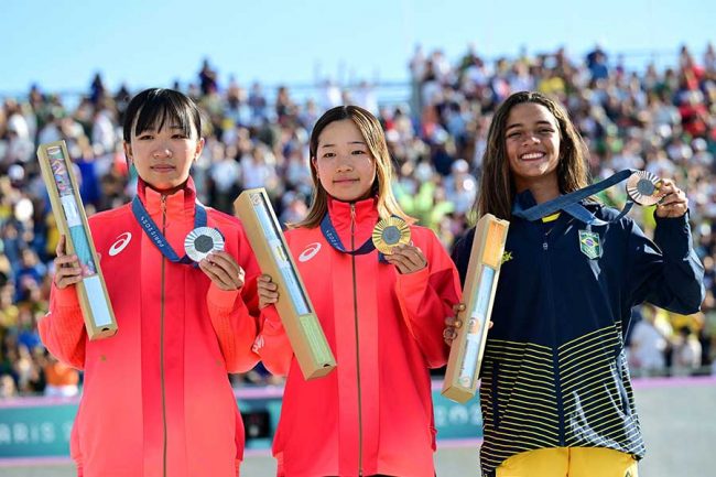 「本当だ　凄い偶然」驚きの共通点が発見されたスケボー女子表彰台　母が「日本人5人」と別の指摘も