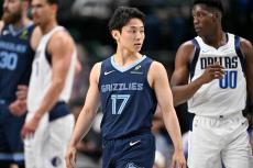 172cmでも「不利にならない」　河村勇輝“NBAデビュー戦”の守備を米記者絶賛「コート全体を…」