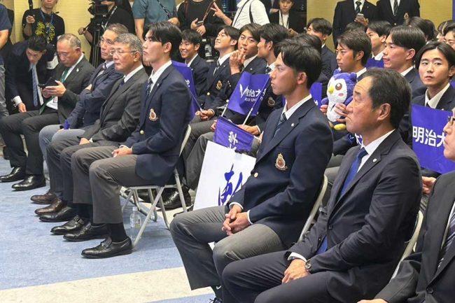 ドラフト会議中に「イケメンやろ」「人間出来すぎ」　5球団競合の逸材、仲間への配慮にX感動