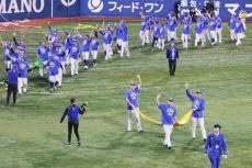 「え！」　プロ野球界の大物がまさかの電車通勤で驚き続出「囲まれない？」「普通に…」