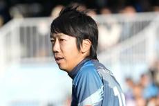 中村憲剛、引退試合で負傷→左肩手術の小林悠に「本当に申し訳なく思っております」　SNSで心痛コメント