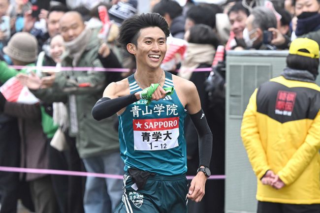 箱根駅伝で「スポンサーに配慮してる」　青学大ランナーが粋な投稿で名シーンに反応「宣伝まで、、、」