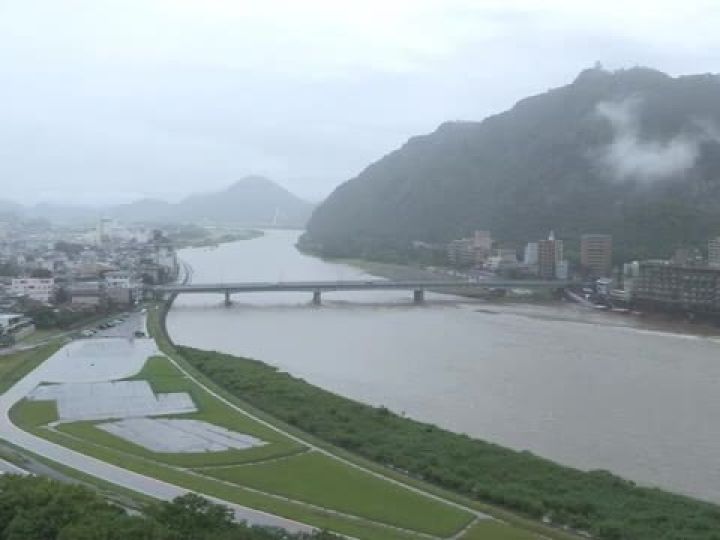 岐阜では“警報級”か…東海3県は23日夜遅くにかけて雷を伴った激しい雨の所がある見込み 土砂災害等に警戒