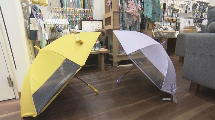 熱中症対策で傘メーカーが開発…『子ども日傘』に施されたやさしい工夫 ケガしない仕様と交通事故防止の素材