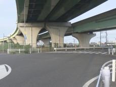 自転車の85歳女性を車ではねてケガさせ逃走か 現場に戻ってきた76歳女を逮捕「気付きませんでした」と否認