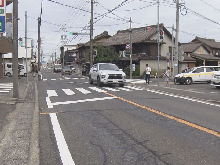 原付バイクの70代位の男性が車にひき逃げされ意識不明の重体 逃走したとみられる20代男から事情聴く