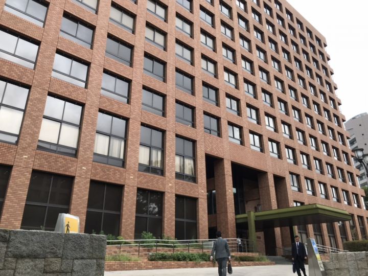 女性6人への強制性交等致傷などの罪 元警察官の29歳男に懲役18年を求刑 弁護側は6年が妥当と主張