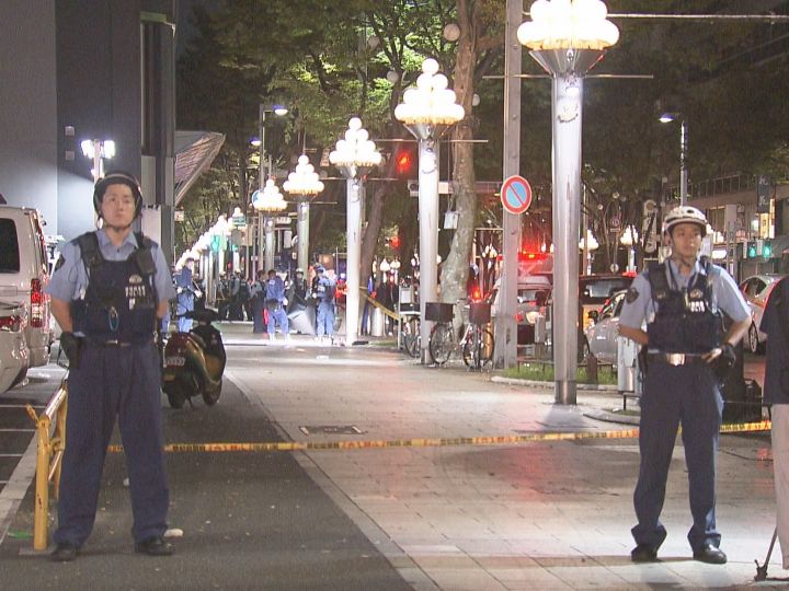 繁華街で面識ない男性の首を切りつけたか 殺人未遂容疑で38歳男を逮捕「こんなの酷すぎる」と否認