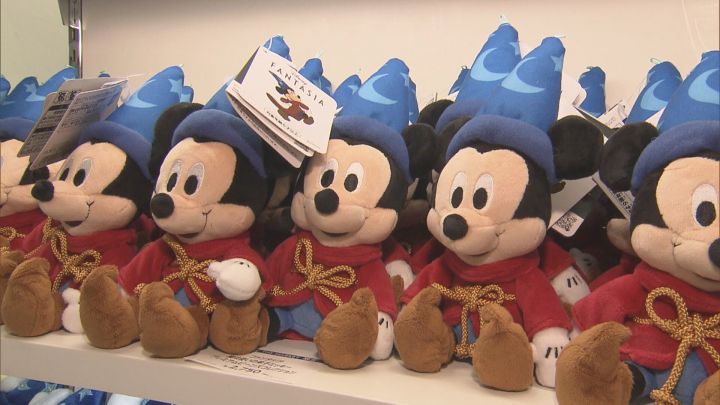 バイト貯金で“予算8万円”の高校生も…人気キャラの限定商品など約3000点『Disney THE MARKET』松坂屋名古屋店で24日まで