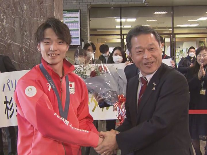 パリ五輪 体操男子団体で金メダル…津市出身の杉野正尭選手に三重県から県民栄誉賞「ロスで団体2連覇を」