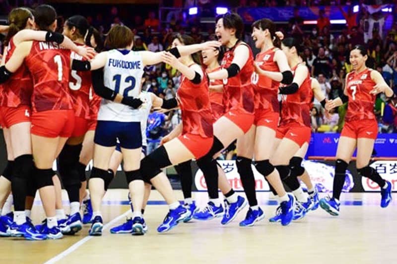 【バレーボール】日本女子がブラジルを撃破！ＶＮＬ初の決勝進出　真鍋監督「勝ってパリ五輪に」