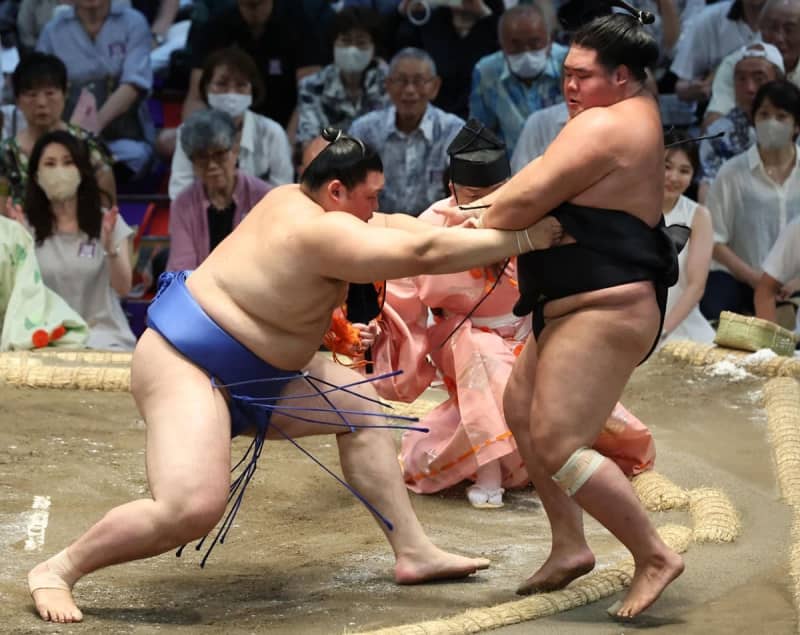 【名古屋場所】大の里が初の連勝で星を五分に「どっしり構えて相手の動きに対応できた」