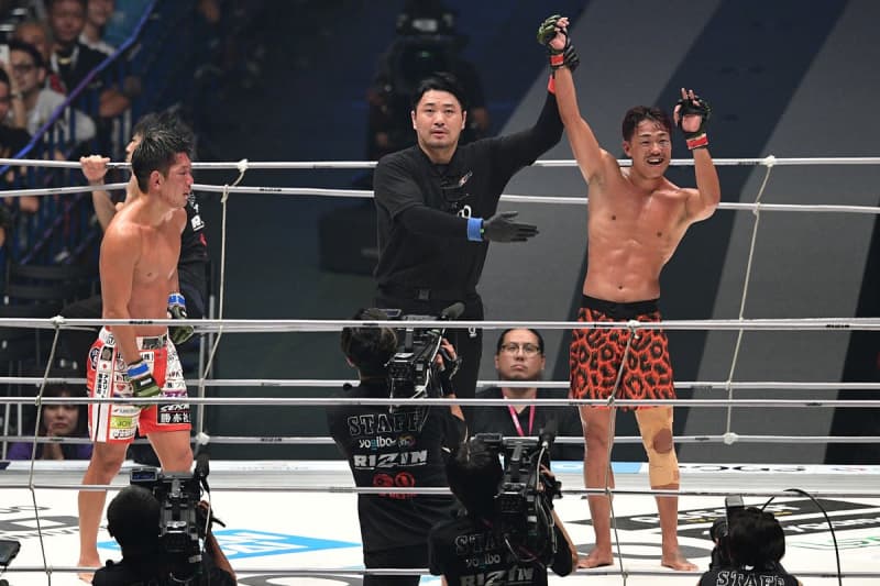 【ＲＩＺＩＮ】皇治　芦澤竜誠に完敗でノーコメント帰宅…セコンド青木真也「引退するしかないんじゃないか」