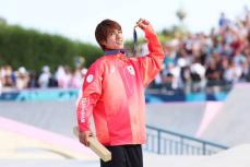 【スケートボード】堀米雄斗　大逆転で２大会連続の金！「あきらめかけたこともあった…」
