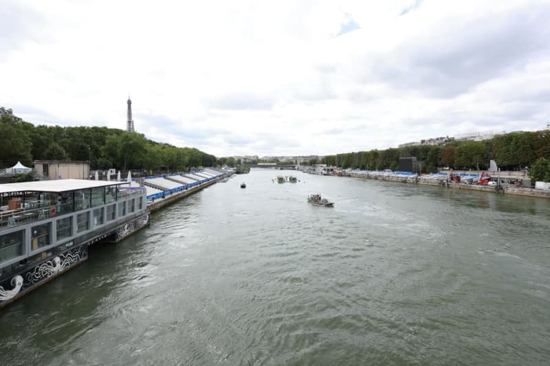 男子トライアスロンの延期を緊急決定　セーヌ川の水質悪化で「主催者にとって正念場」