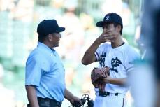 【甲子園】日本航空・高木が投球中に鼻血　詰め物してピンチ脱出も…代打交代