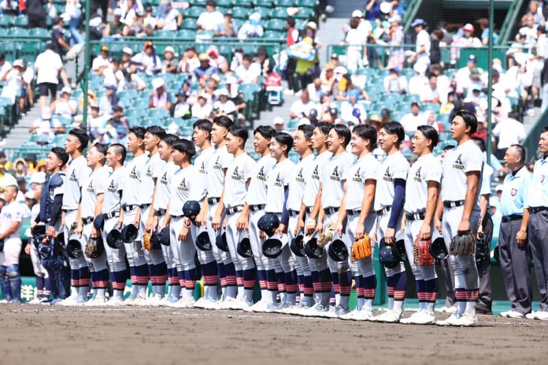 【甲子園】Ｖ候補の青森山田が投打で圧倒　大会２号の佐藤洸史郎「攻撃時間を長くというスタイルでやっている」