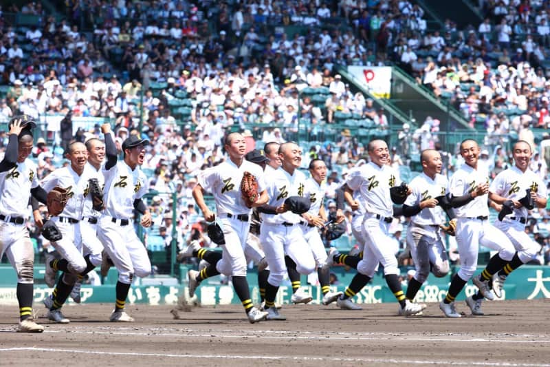 【甲子園】石橋・入江が右足を負傷しながら１３５球完封＆３安打「絶対１人で投げ切るつもりだった」