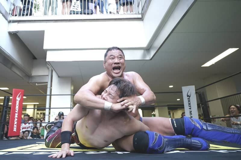 永田裕志　人生初の商店街プロレスで大暴れ「いろんなところでメインを張ってきましたけど…」