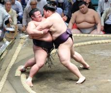 【秋場所】貴景勝　大関復帰遠のく２連敗…師匠・常盤山親方も悲痛「場所前の稽古は十分じゃないし…」