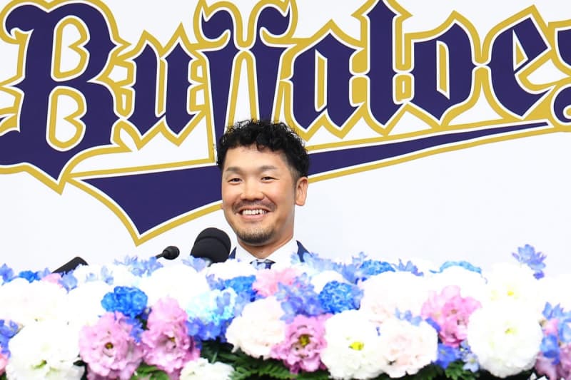 【オリックス】Ｔ―岡田がさわやか引退会見　名付け親の阪神・岡田監督から「よう頑張ったな」