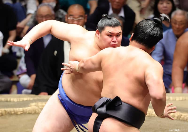 【秋場所】大の里  破竹９連勝で優勝＆大関とり前進！　九重親方も称賛「ゾーンに入っている」