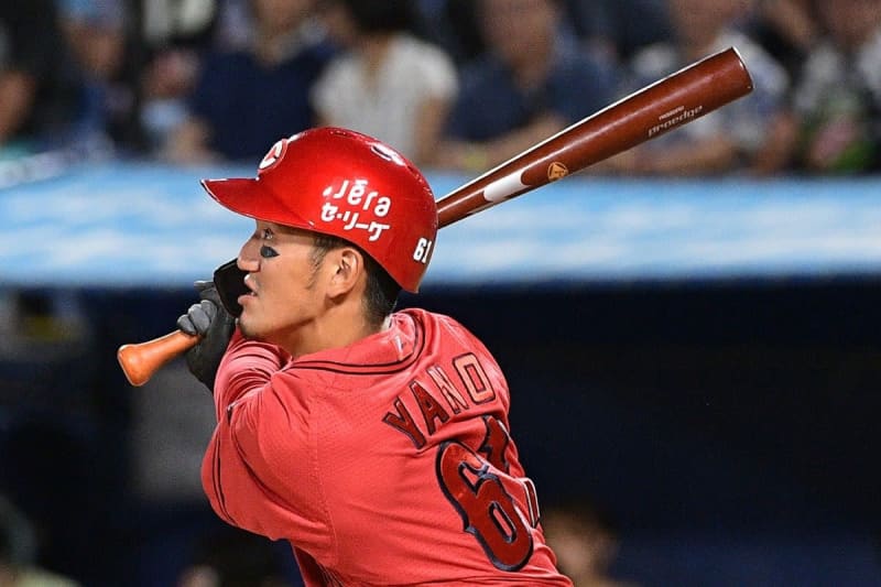 【広島】矢野雅哉がファウルファウルで１打席２２球のプロ野球新記録！　涌井のガマンくらべにバンテリンドーム大興奮