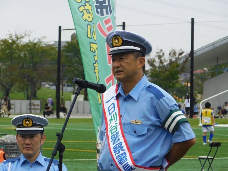 武田修宏氏　愛知・刈谷警察署で一日署長　ドーハの〝戦友〟とサッカー教室も