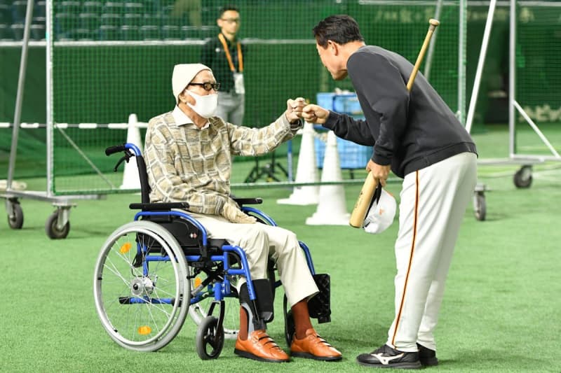 【巨人】長嶋茂雄終身名誉監督〝ミスター節〟で４年ぶりＶ祝福「奮闘は見事でした」