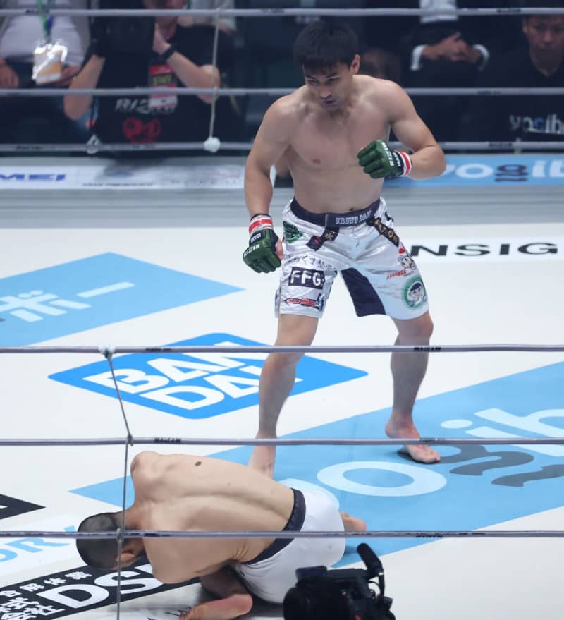 【ＲＩＺＩＮ】ダウトベックが木下カラテを１０８秒殺　朝倉未来と再戦希望「ボクシングで戦いたい」