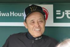 【阪神】岡田彰布監督が一軍選手、コーチ、スタッフに退任を報告　中野拓夢「もう一度胴上げしたい」