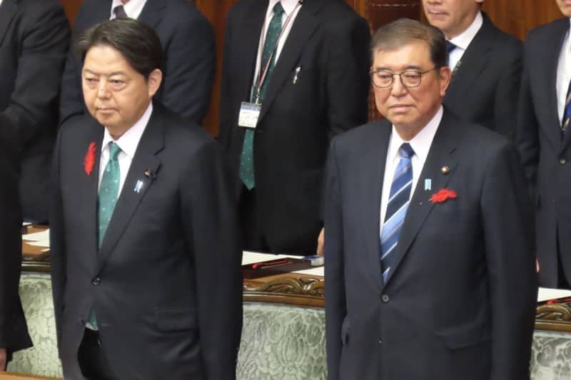 衆議院が解散　石破内閣は発足８日、戦後最短の〝スピード解散〟野党側は猛反発