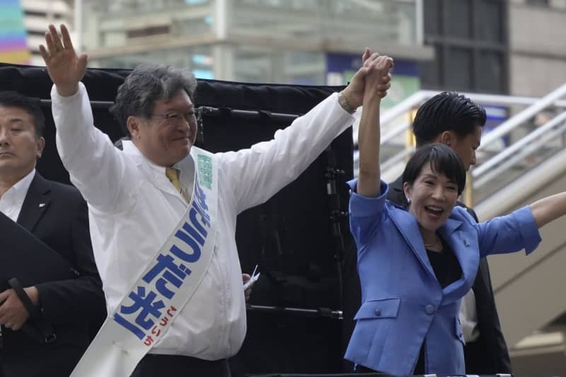 【衆院選】高市早苗氏　自民党非公認の萩生田光一氏、菅原一秀氏らを応援行脚で大盛況