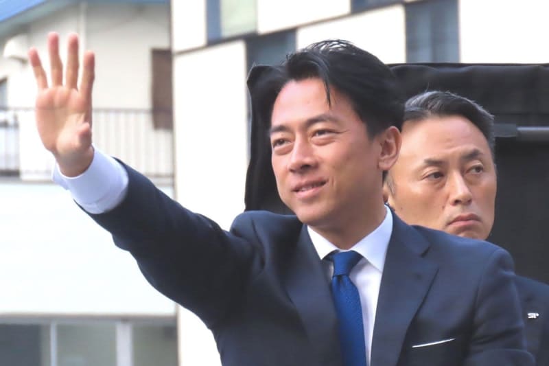 【衆院選】自民・小泉進次郎氏に「目立ちすぎて誰の選挙か…」の声　応援演説で候補者かすむ〝悪影響〟