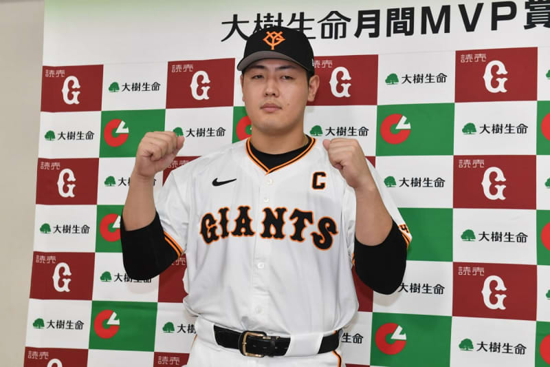 【巨人】岡本和真が９、１０月度の月間ＭＶＰ賞を受賞「苦しまない年なんてないが…」