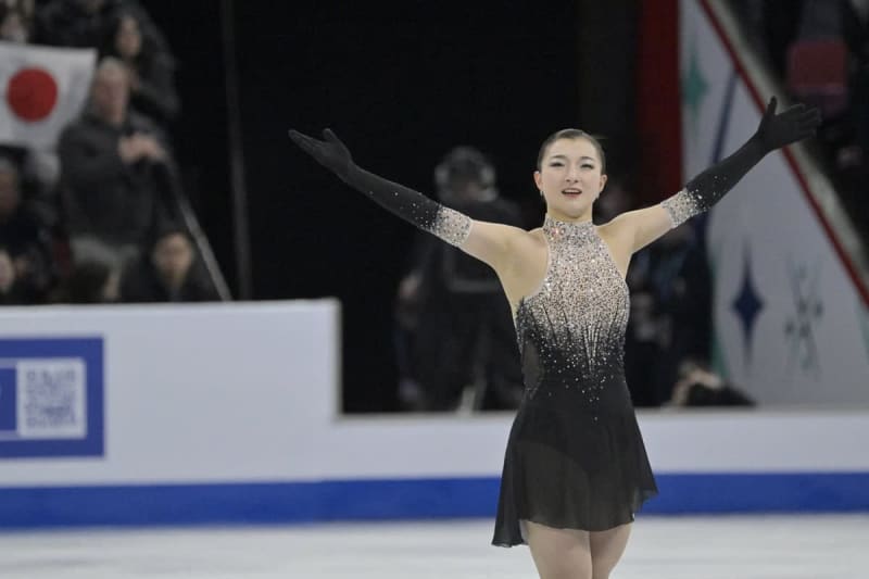 【フィギュア】世界女王・坂本花織が貫禄のＳＰ首位発進　３つのジャンプ全着氷で有言実行