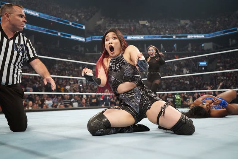 【ＷＷＥ】イヨ・スカイ 女子タッグ王座奪取に前進 !   PLE「クラウン・ジュエル」で4WAY大乱戦に快勝